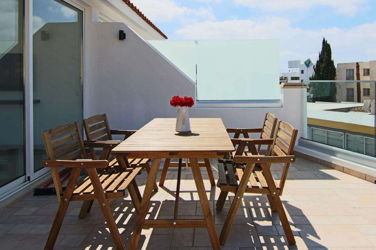 Apartment Phaedrus Living: Seaside Modern Flat Lighthouse 63