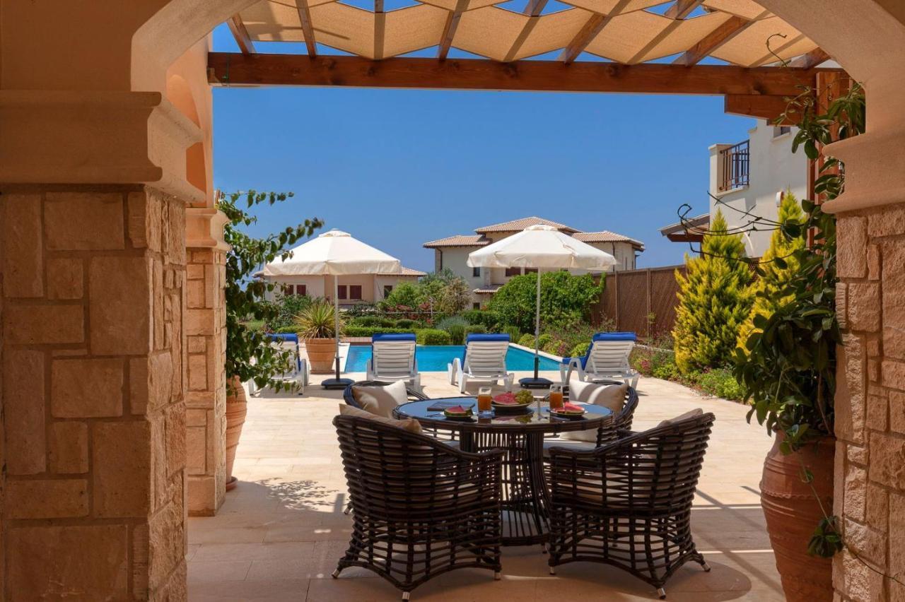 Aphrodite Hills Holiday Residences Elite Villas 2 Bedroom Elite Junior Villa - Aj07 *