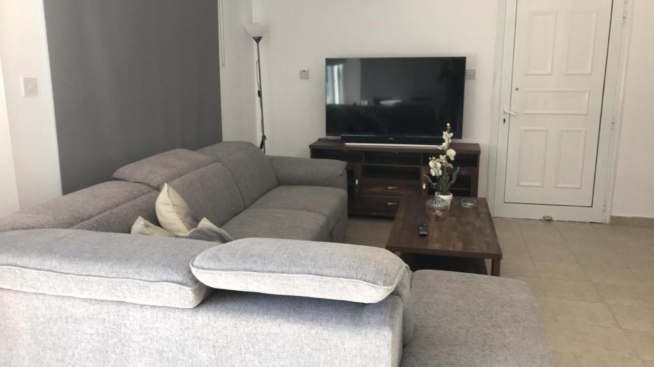 Cosy In Kato With Pool Access *