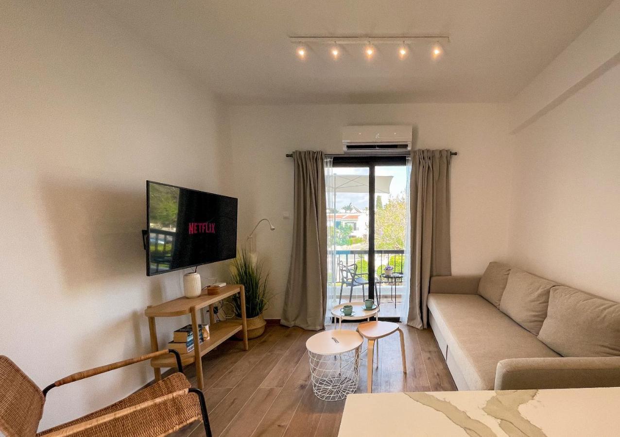 Paloma Living - Luxury Flat Margarita Gardens No.108 Apartment