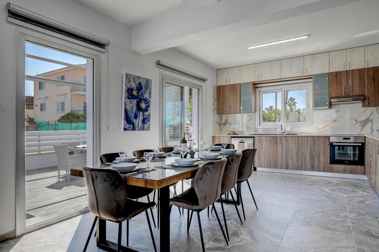 Villa New Luxury 5eagles 5mins From Airport Paphos