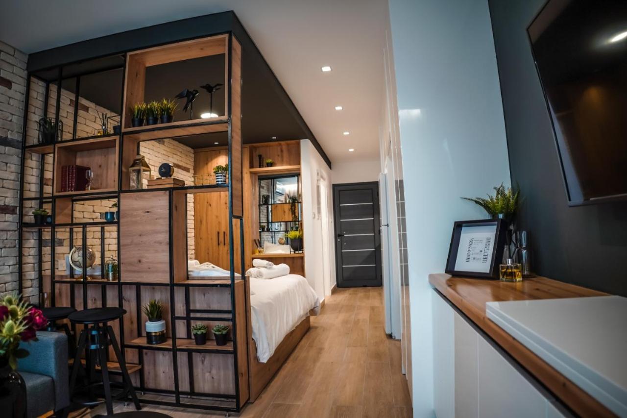 Cosea Living: Seaside Elegant In Harbour 112 Paphos