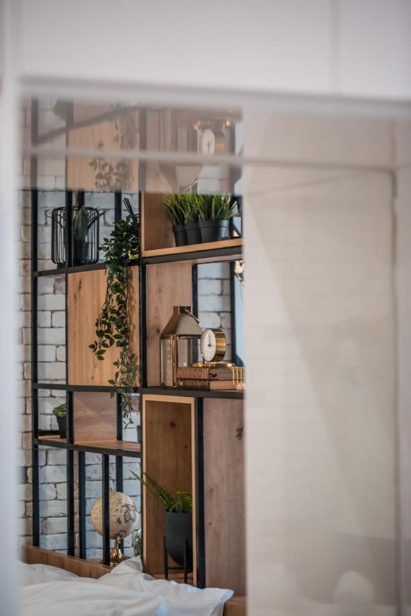 Cosea Living: Seaside Elegant In Harbour 112 Apartment *