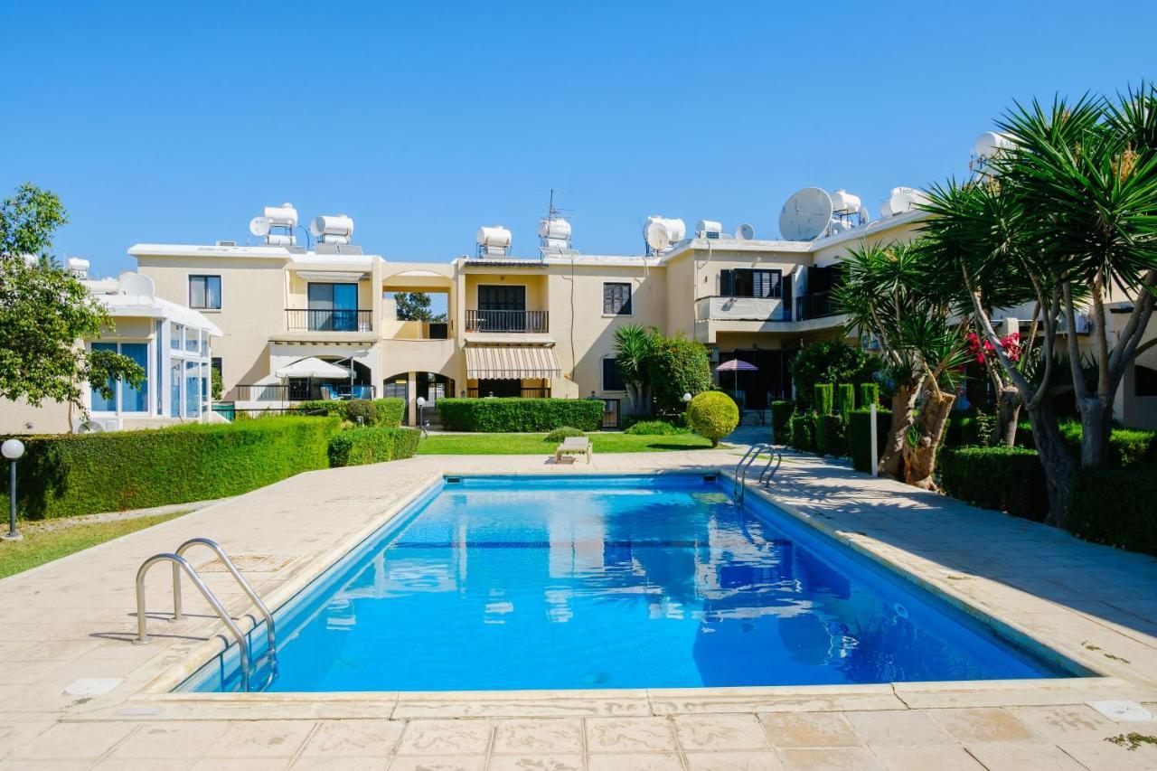Dalia 4, 2 Bedroom Flat Near The Sea In Kato Paphos-Paphos *