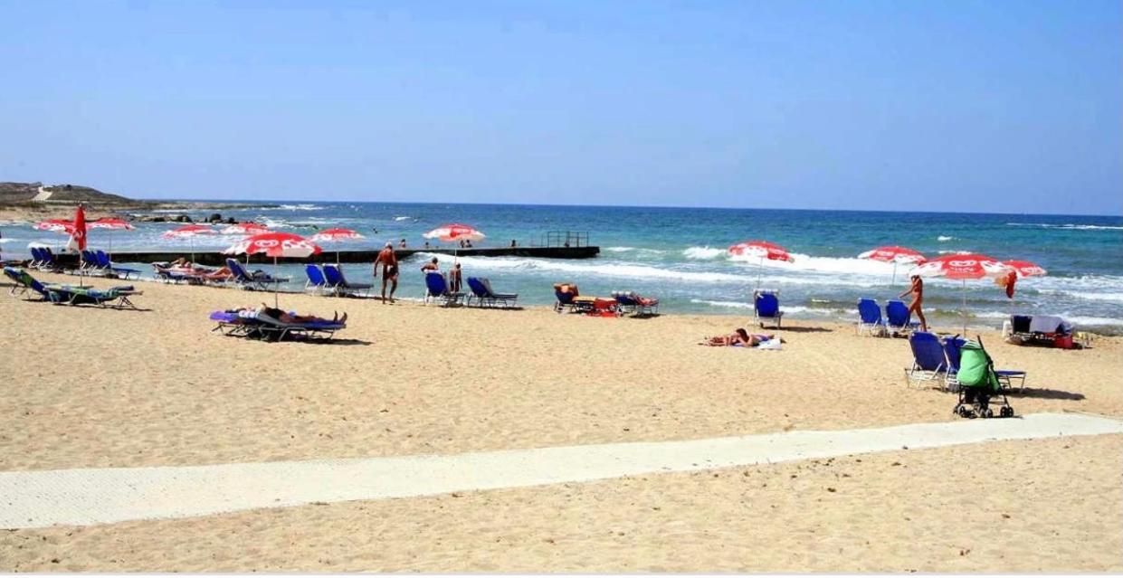 Apartment Queens Garden Walking Distance To The Paphos