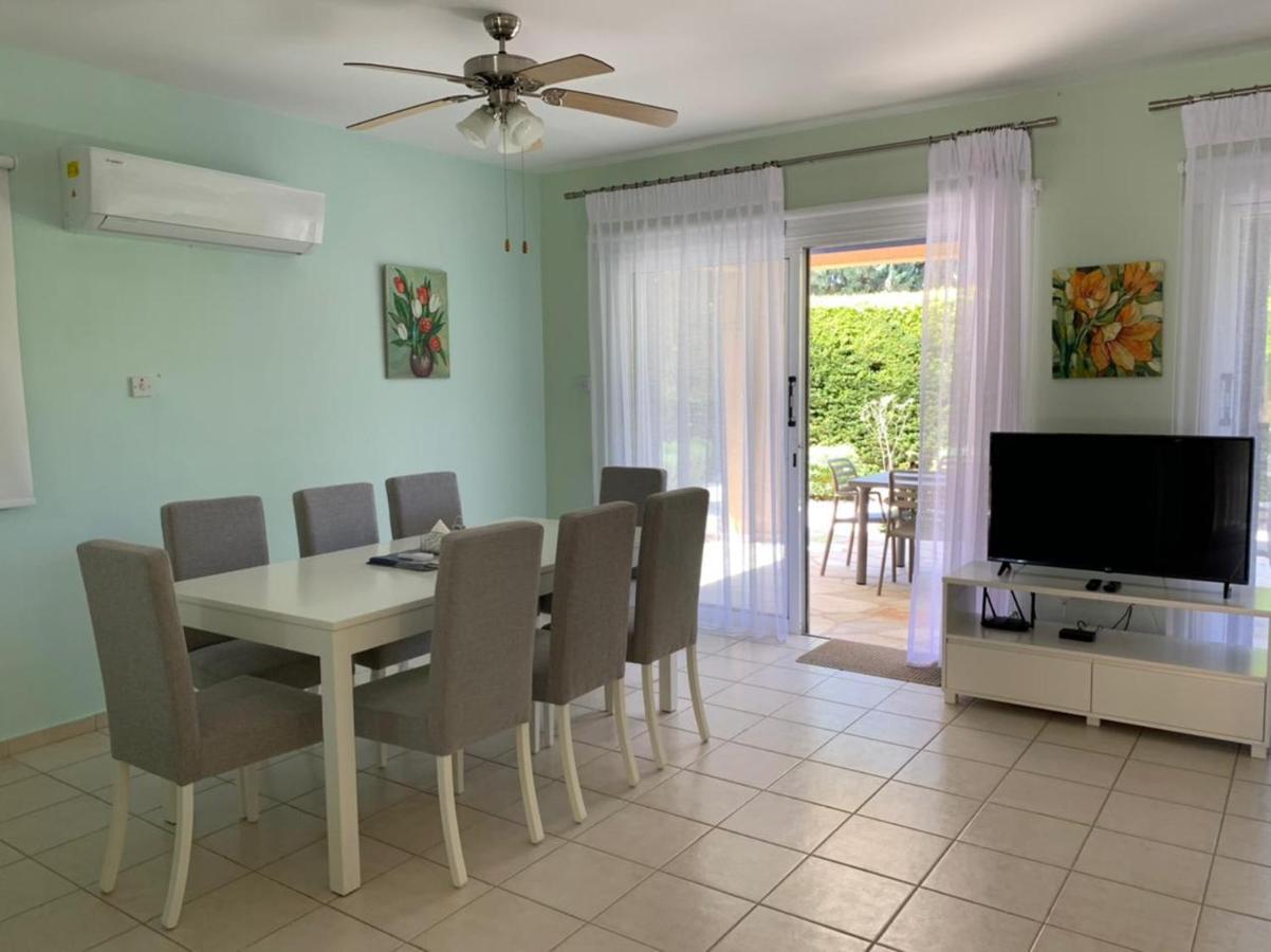 Villa Modern, Stylish 4-bedroom - Limnaria Villas *