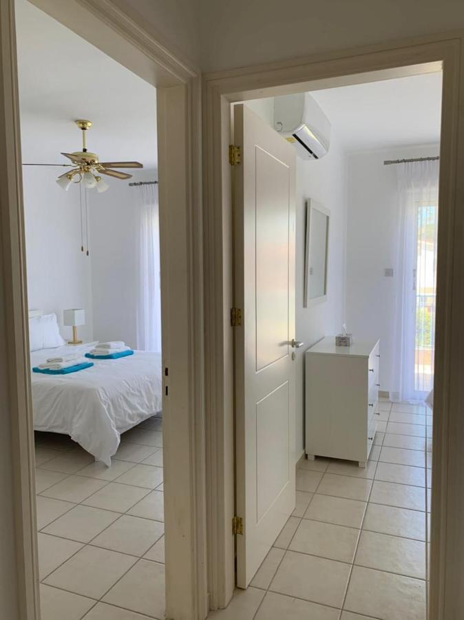 Villa Modern, Stylish 4-bedroom - Limnaria Villas Paphos