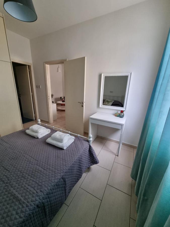 Cosy One Bedroom In Apartment *