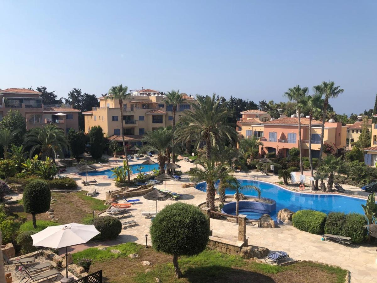 Limnaria Gardens - 1 Bedroom, Sunny With Stunning Pool Views Paphos
