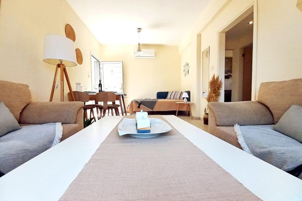 Lovely Ap In The Center Of Kato Apartment *