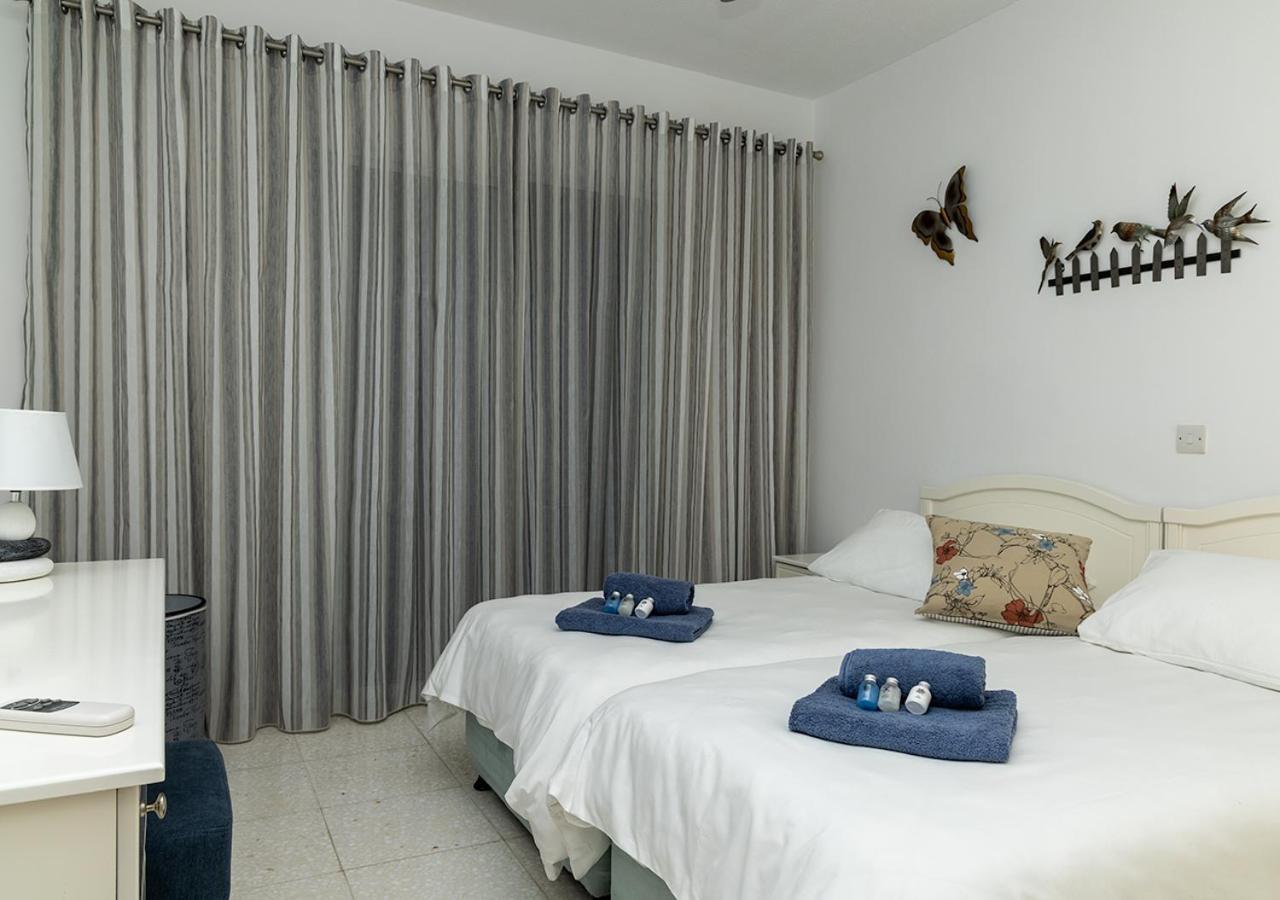 105 Kings Palace - Fabulous 2 Bed, 2 Bath, Large Patio With Garden - Sea Views Apartment