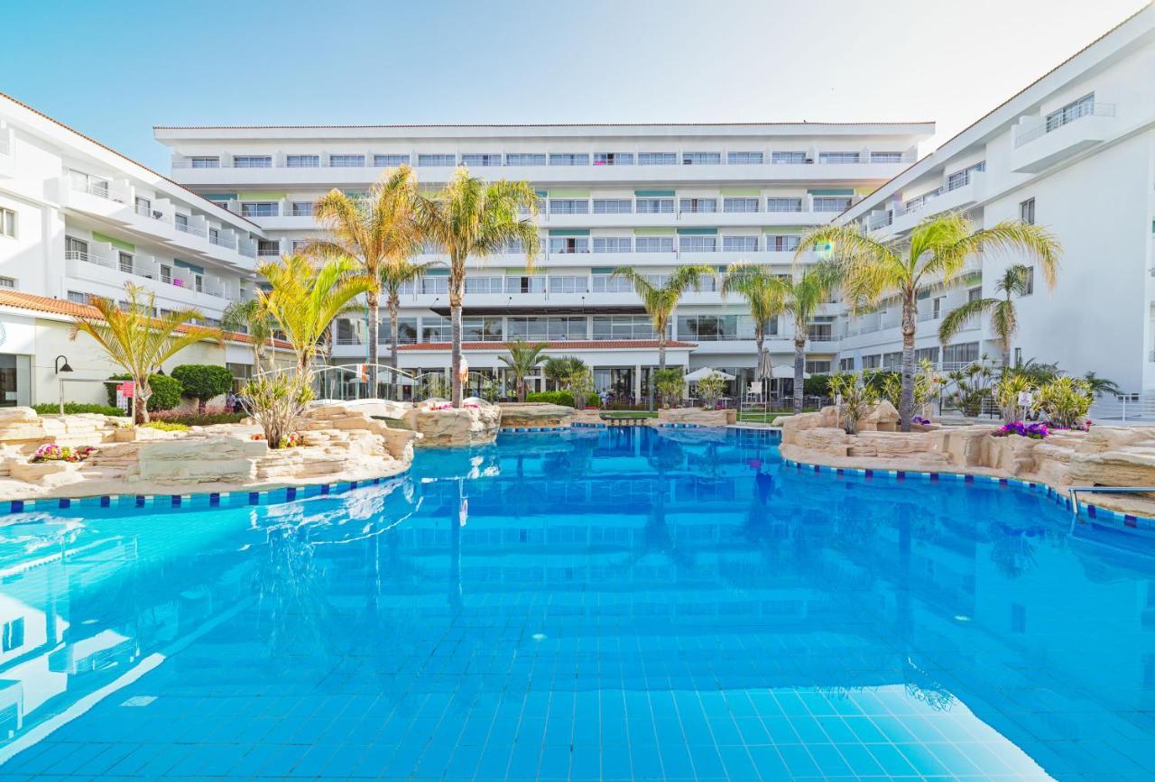 Leonardo Cypria Bay 4*