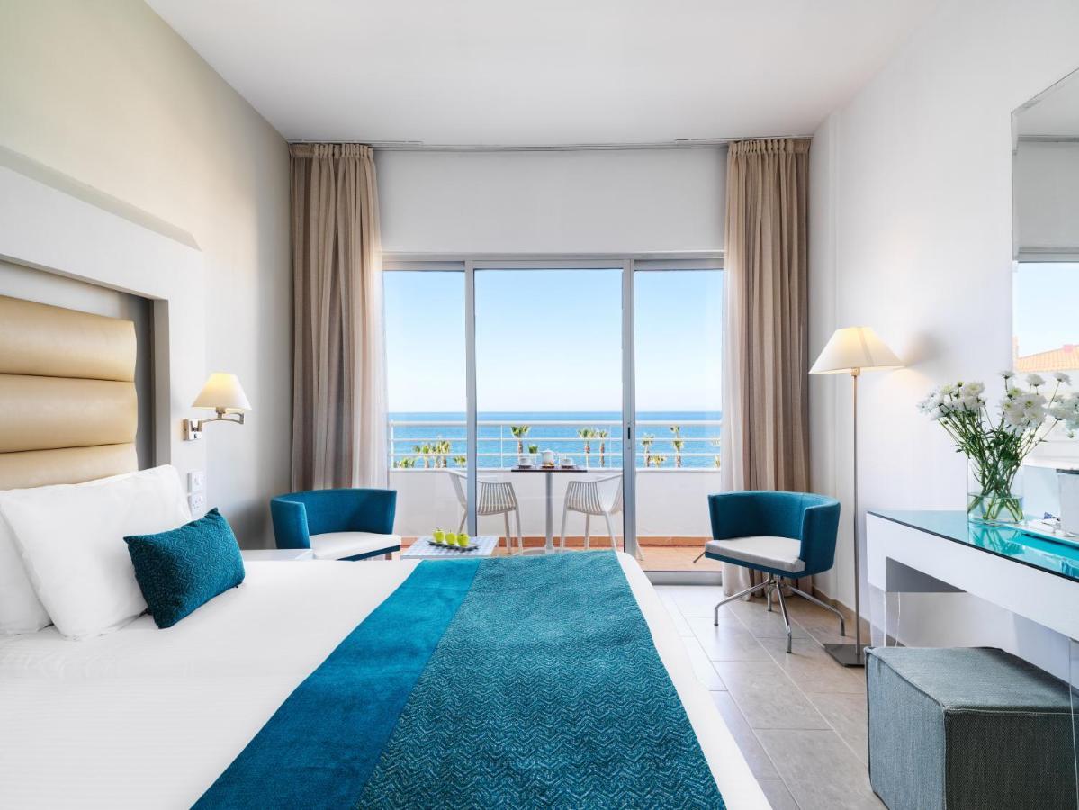 Leonardo Cypria Bay 4*