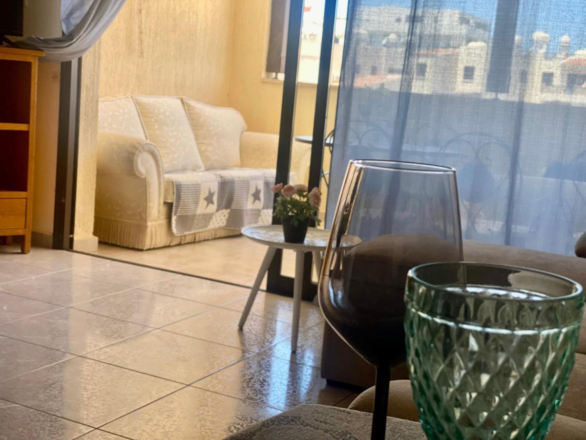 Apartment Queens Garden Walking Distance To The