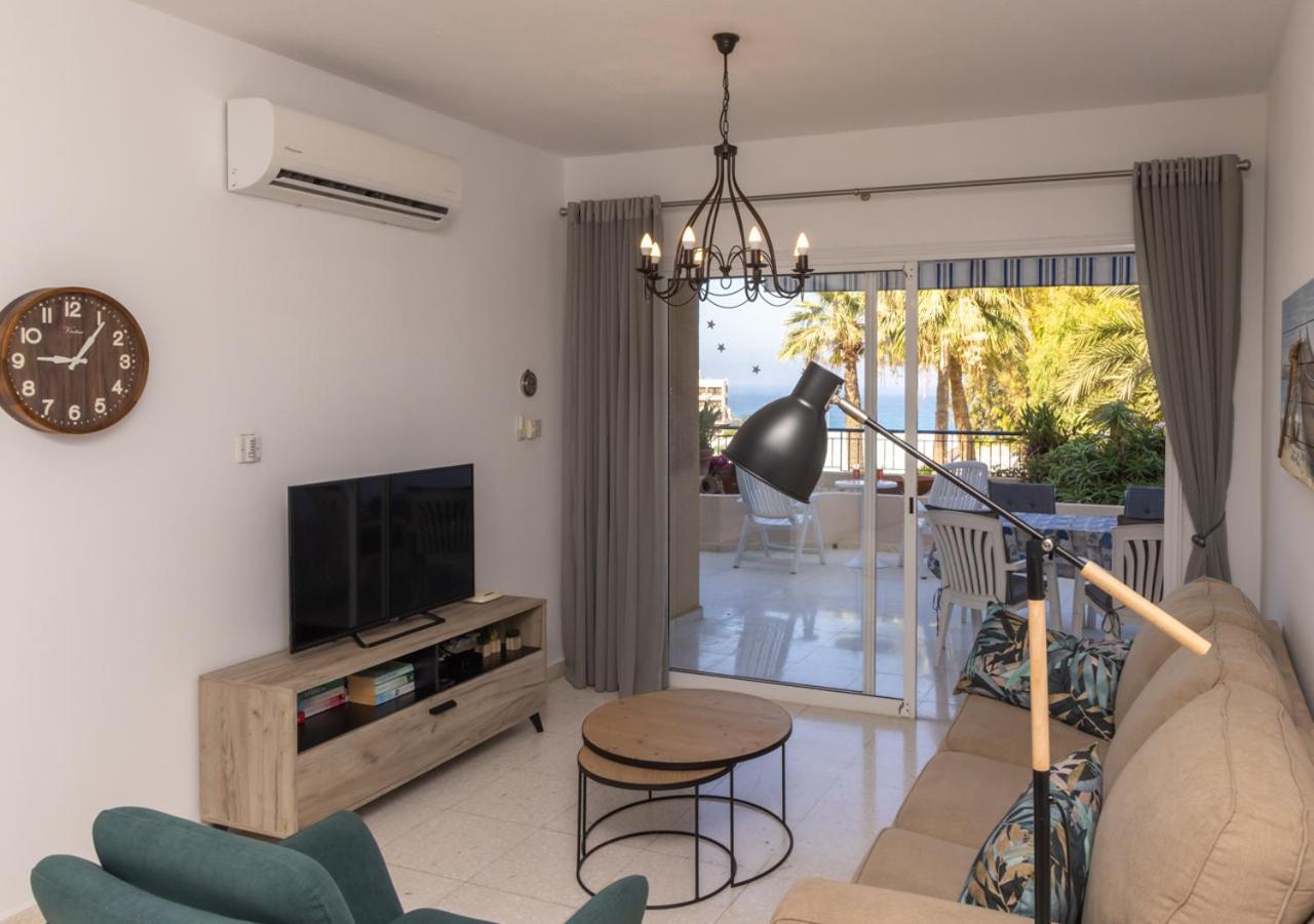 105 Kings Palace - Fabulous 2 Bed, 2 Bath, Large Patio With Garden - Sea Views * Paphos