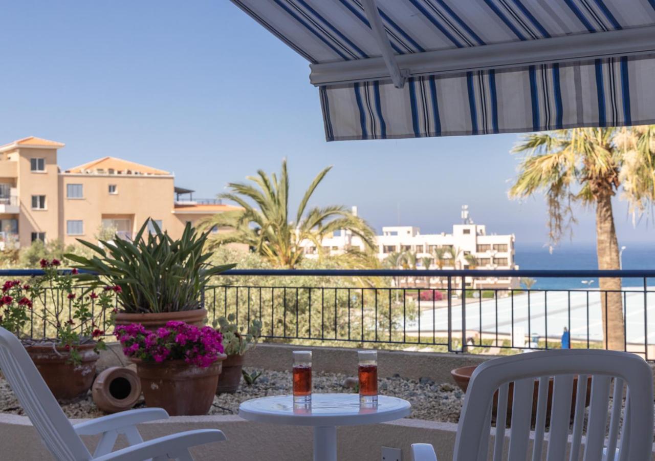105 Kings Palace - Fabulous 2 Bed, 2 Bath, Large Patio With Garden - Sea Views Apartment Paphos