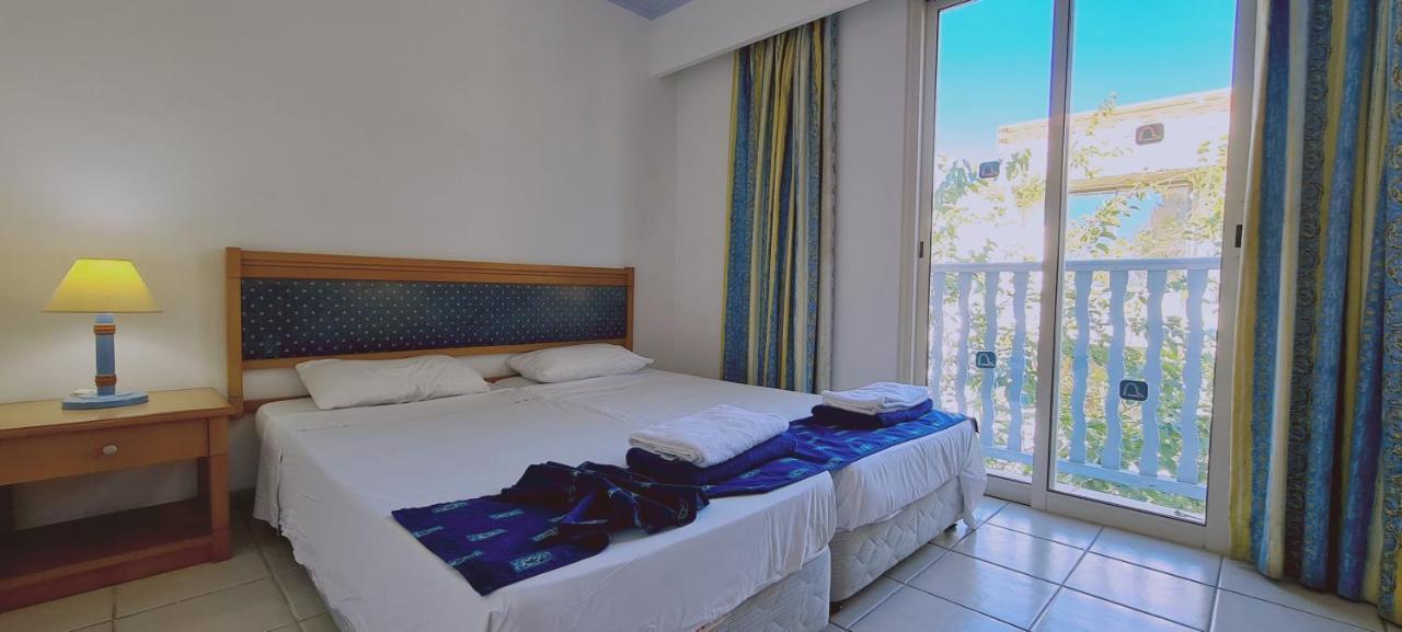 Apartment Limanaki *
