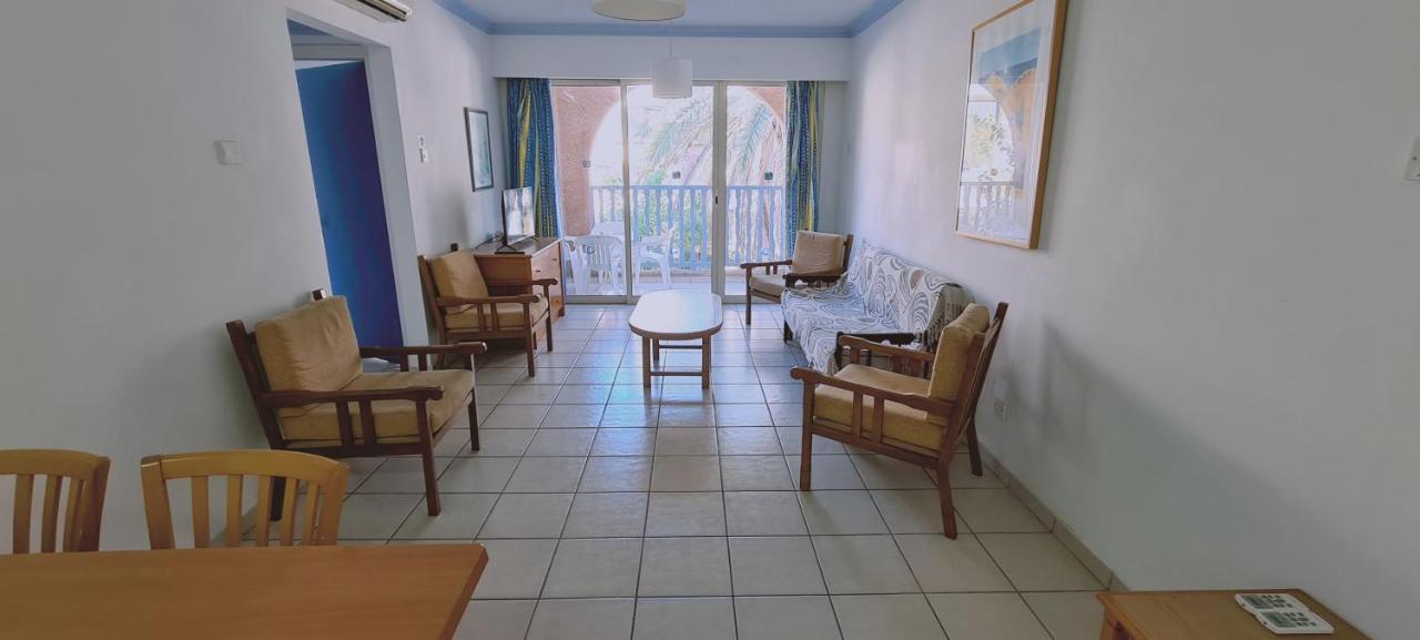 Limanaki Apartment