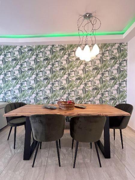 Timeless Cyprus Apartment *