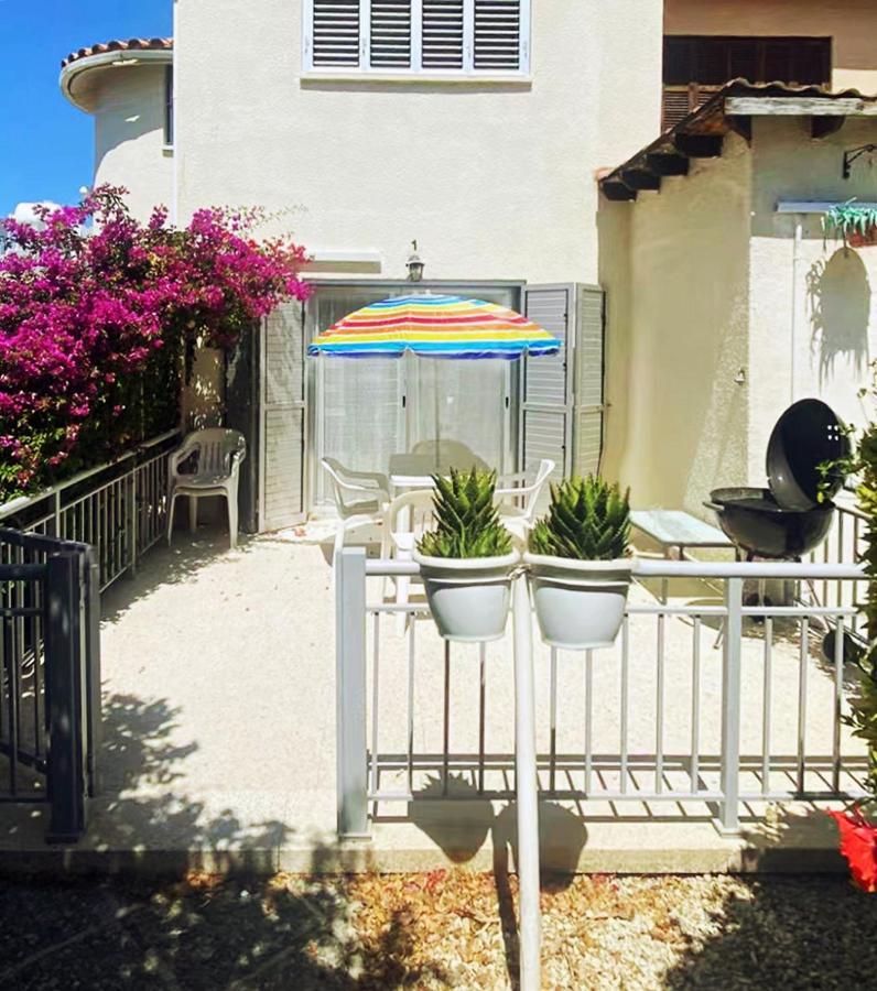 Ferienhaus Seaside Maisonette 200m From Sea *