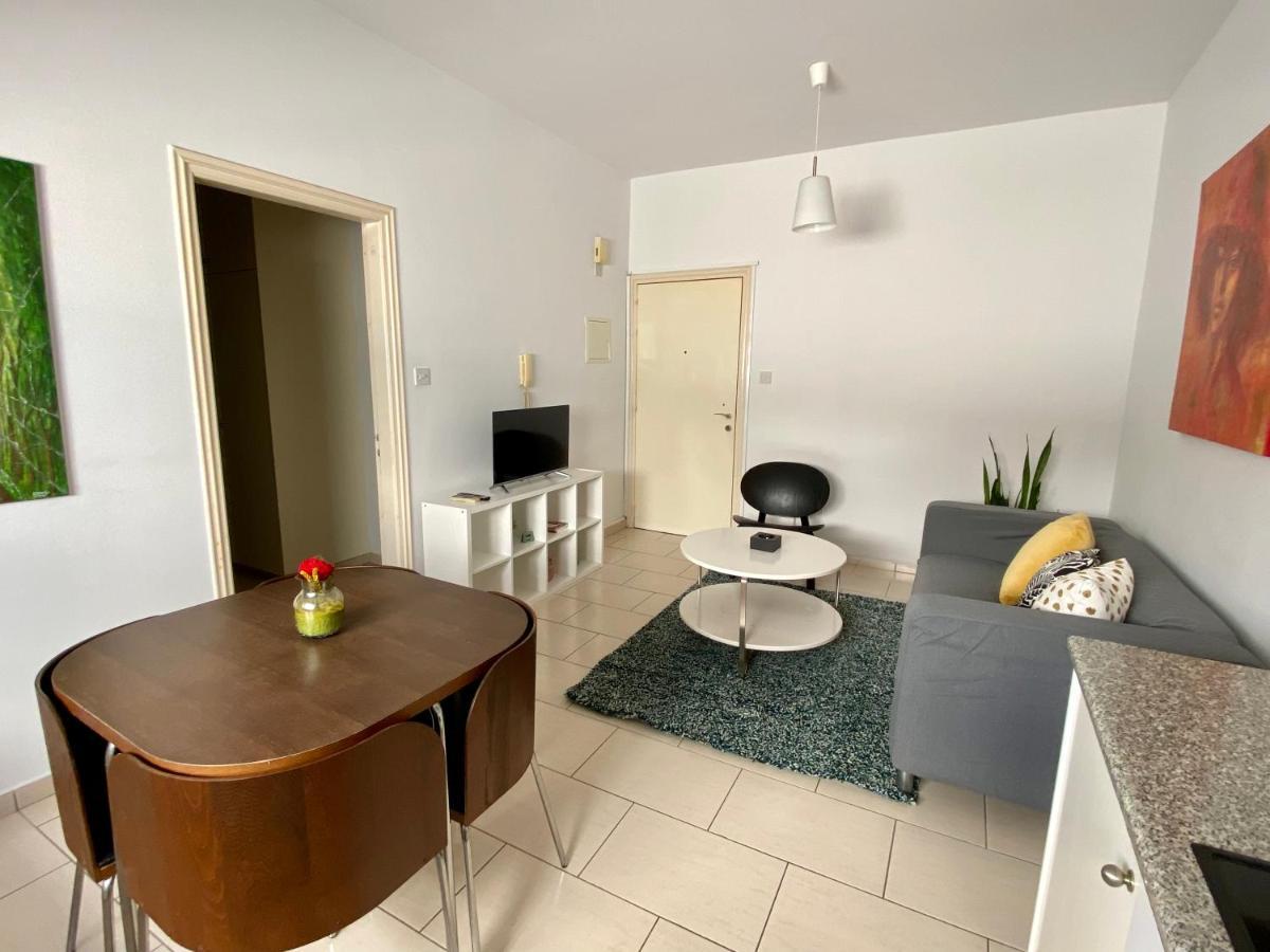 Apartment Cosy One Bedroom In *