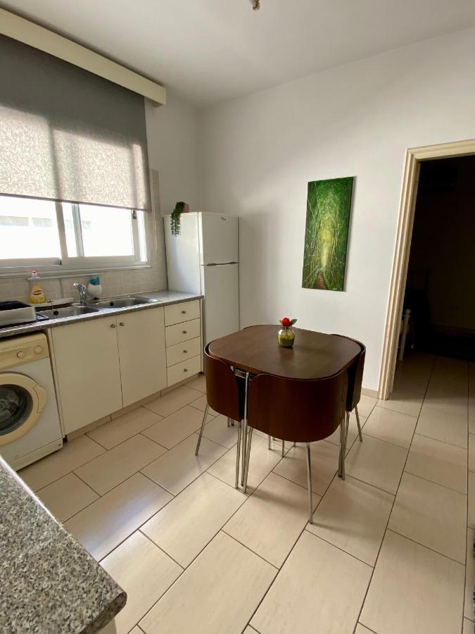 Cosy One Bedroom In *