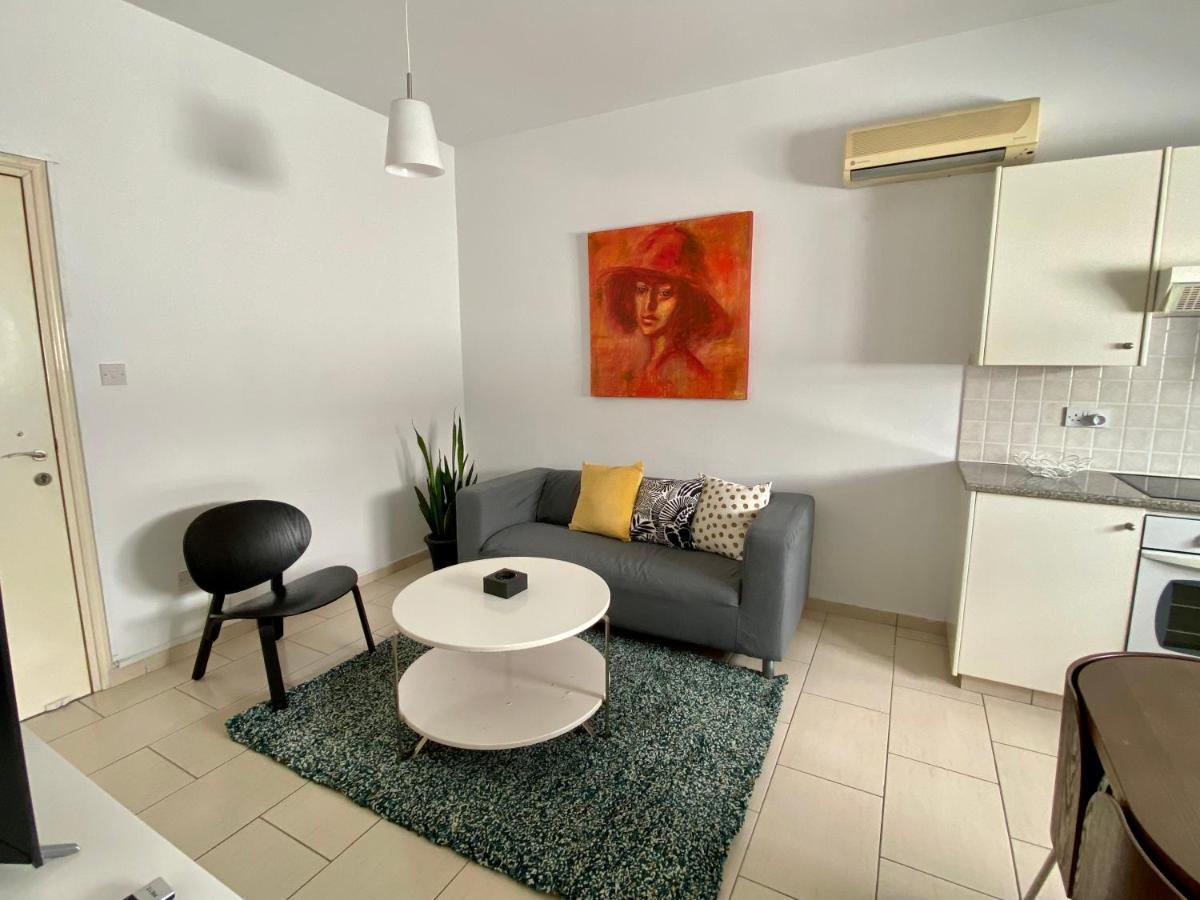 Cosy One Bedroom In *