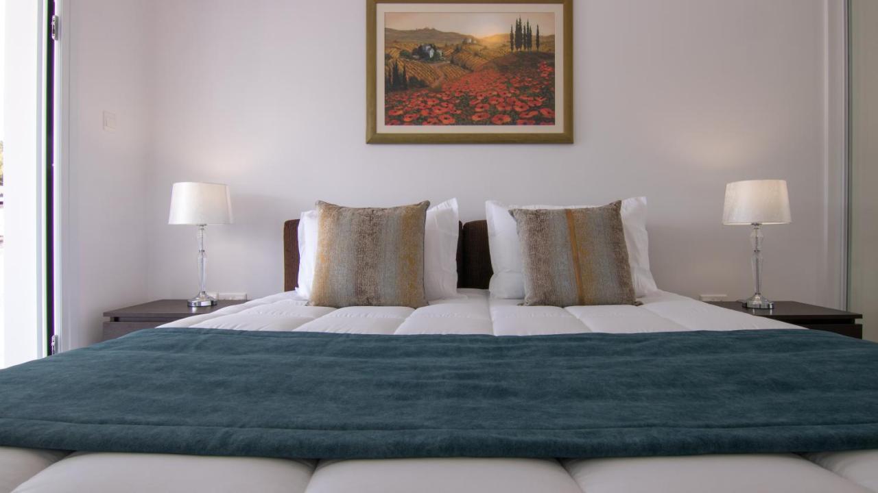 Apartment Phaedrus Living: Luxury Flat Semeli