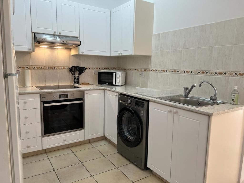 Limnaria Villas - Large Modern And Comfy 2 Bed