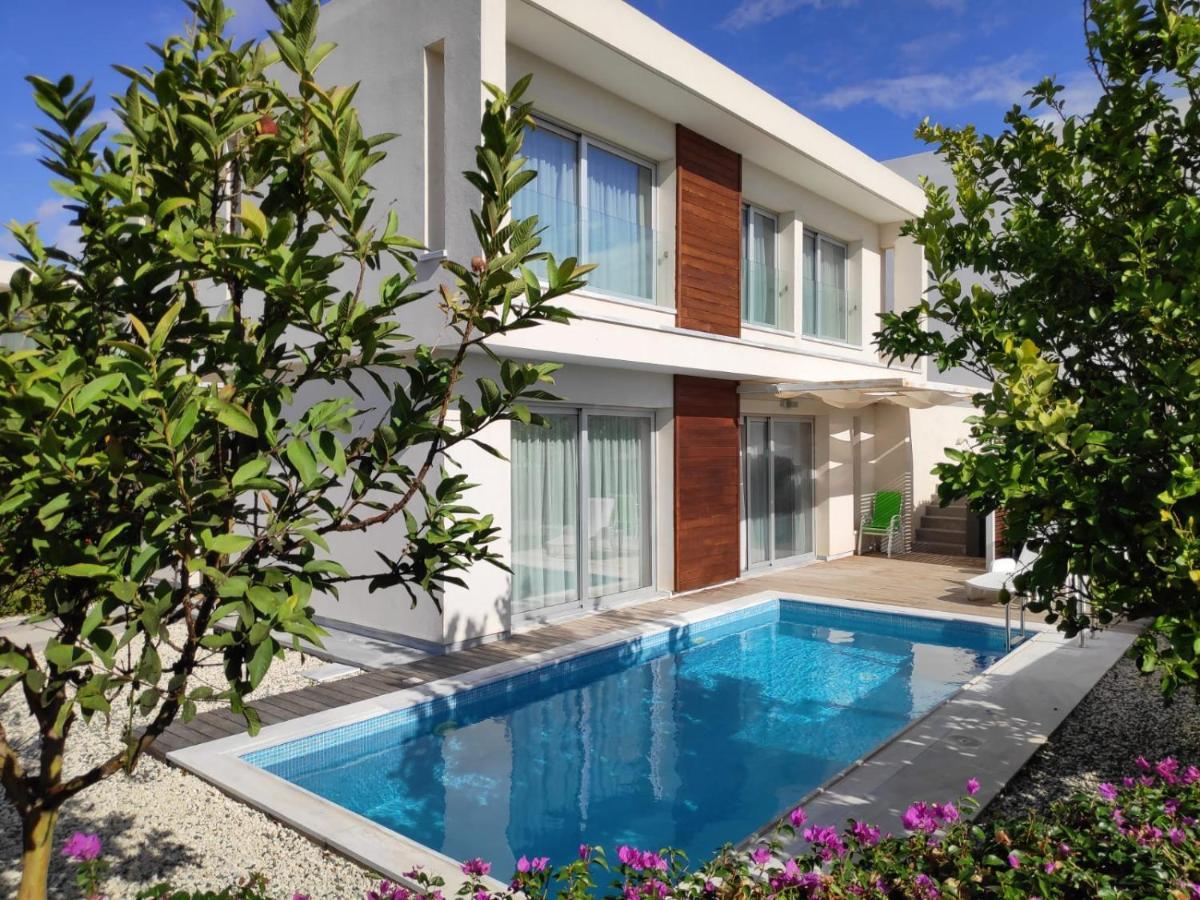 Konia * Paphos