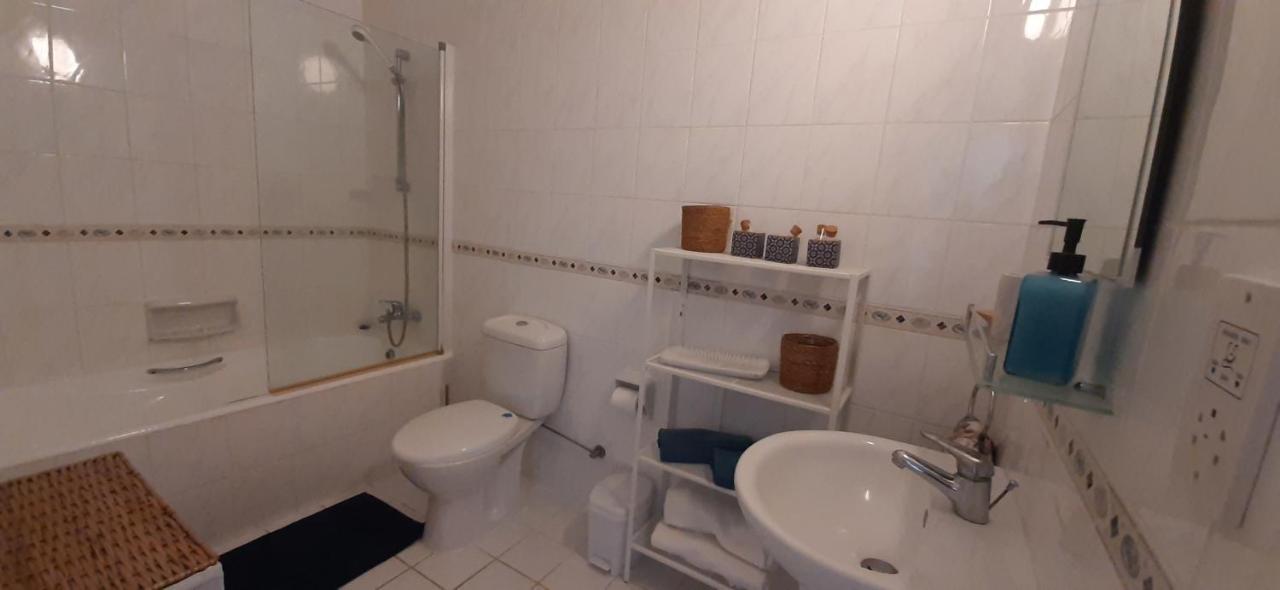 Limnaria Gardens - Superb Modern 1 Bed With Pool Views * Paphos