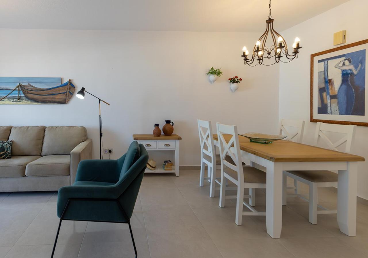 105 Kings Palace - Fabulous 2 Bed, 2 Bath, Large Patio With Garden - Sea Views *