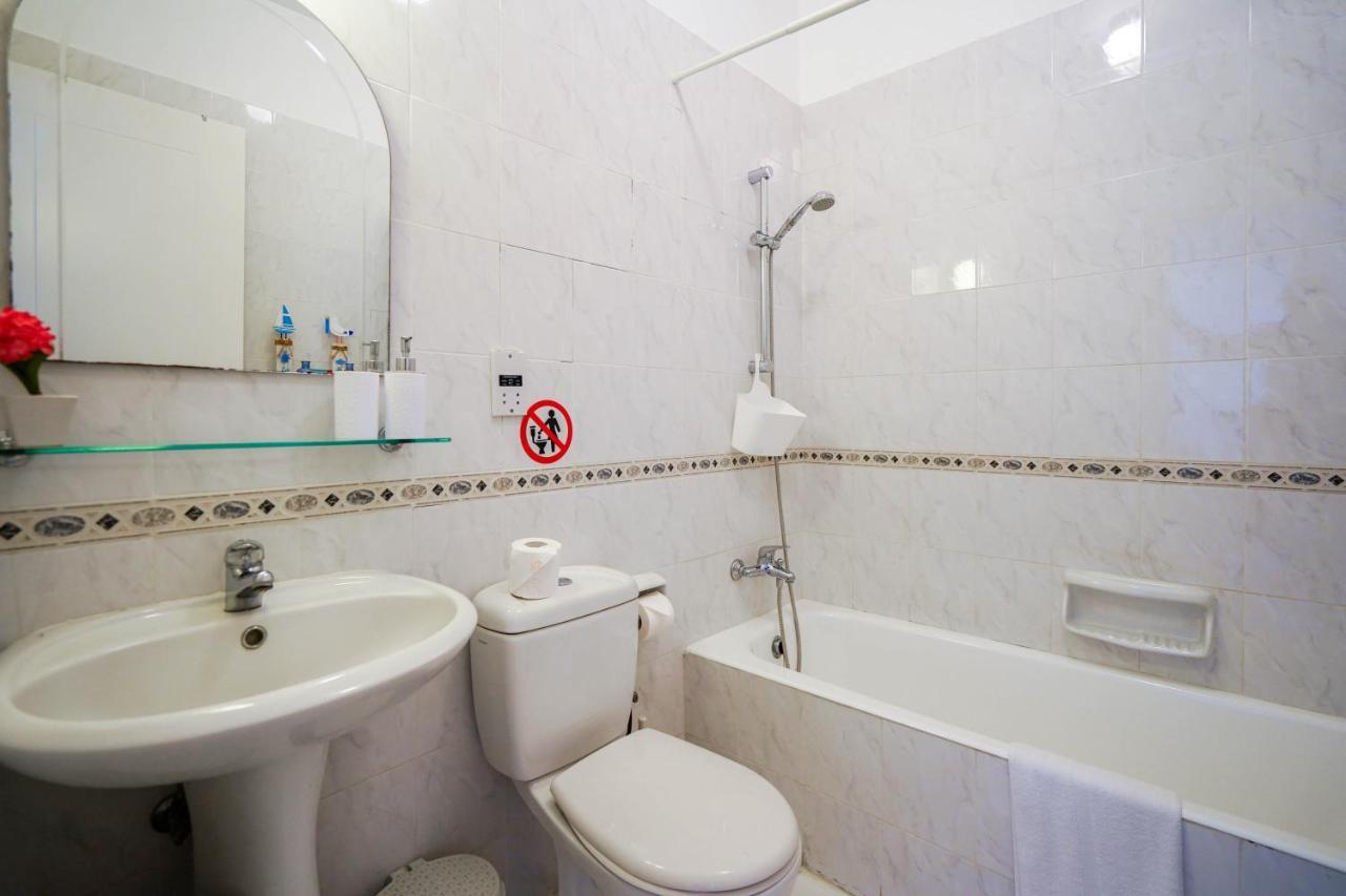 Resitour - Regina Gardens Apartment *