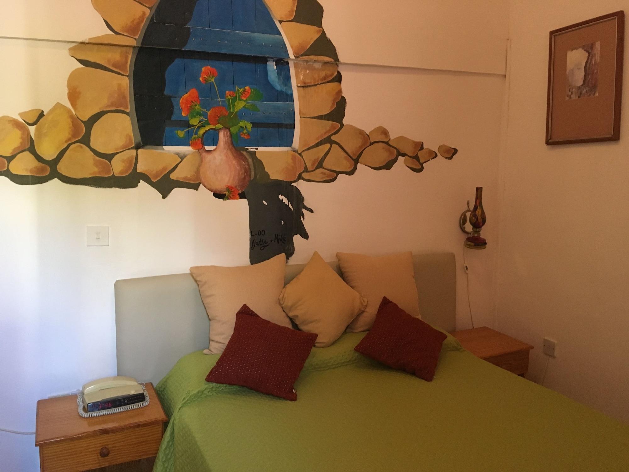 Hotel Kiniras Traditional & Restaurant 3*