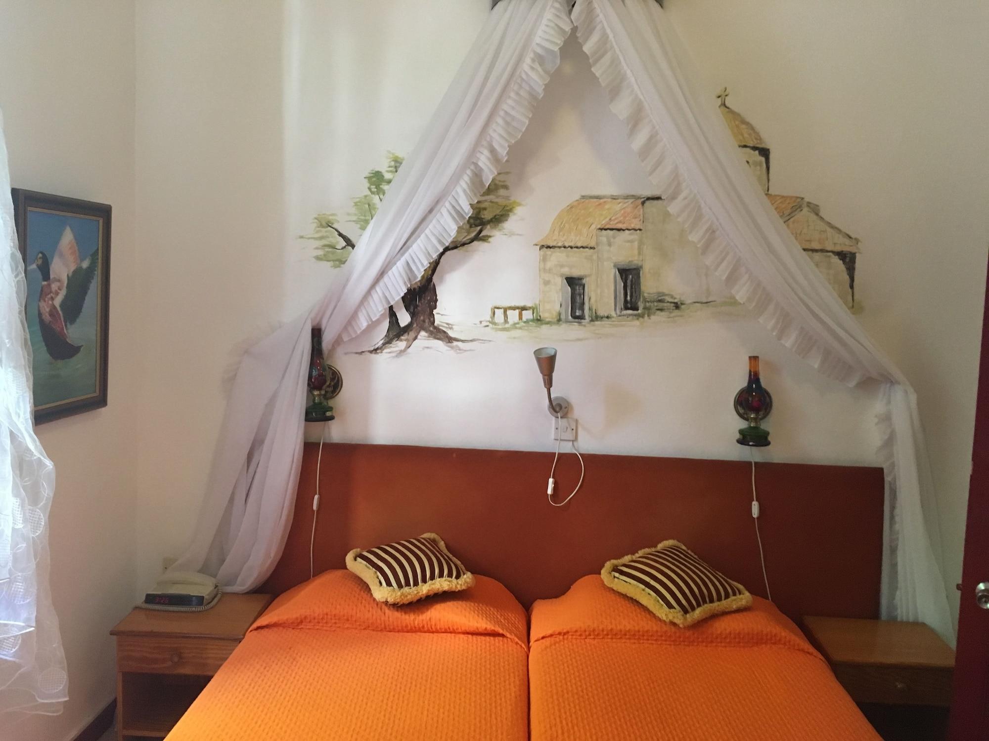 Hotel Kiniras Traditional & Restaurant Paphos