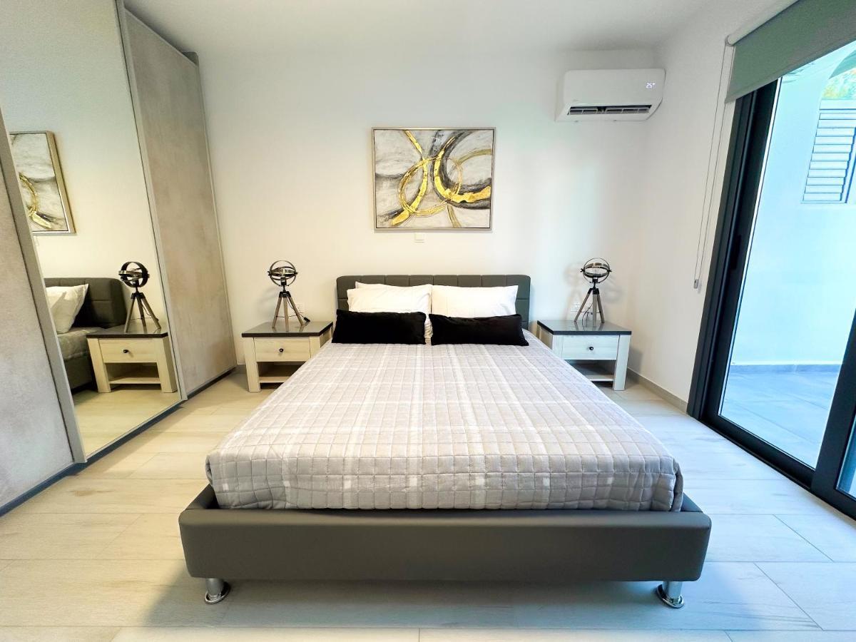 Apartment Luxury Garden Paphos