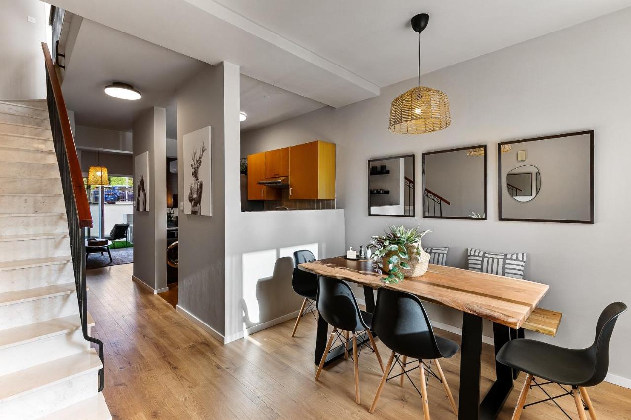 Apartment Phaedrus Living Modern Heights Luxury Townhouse
