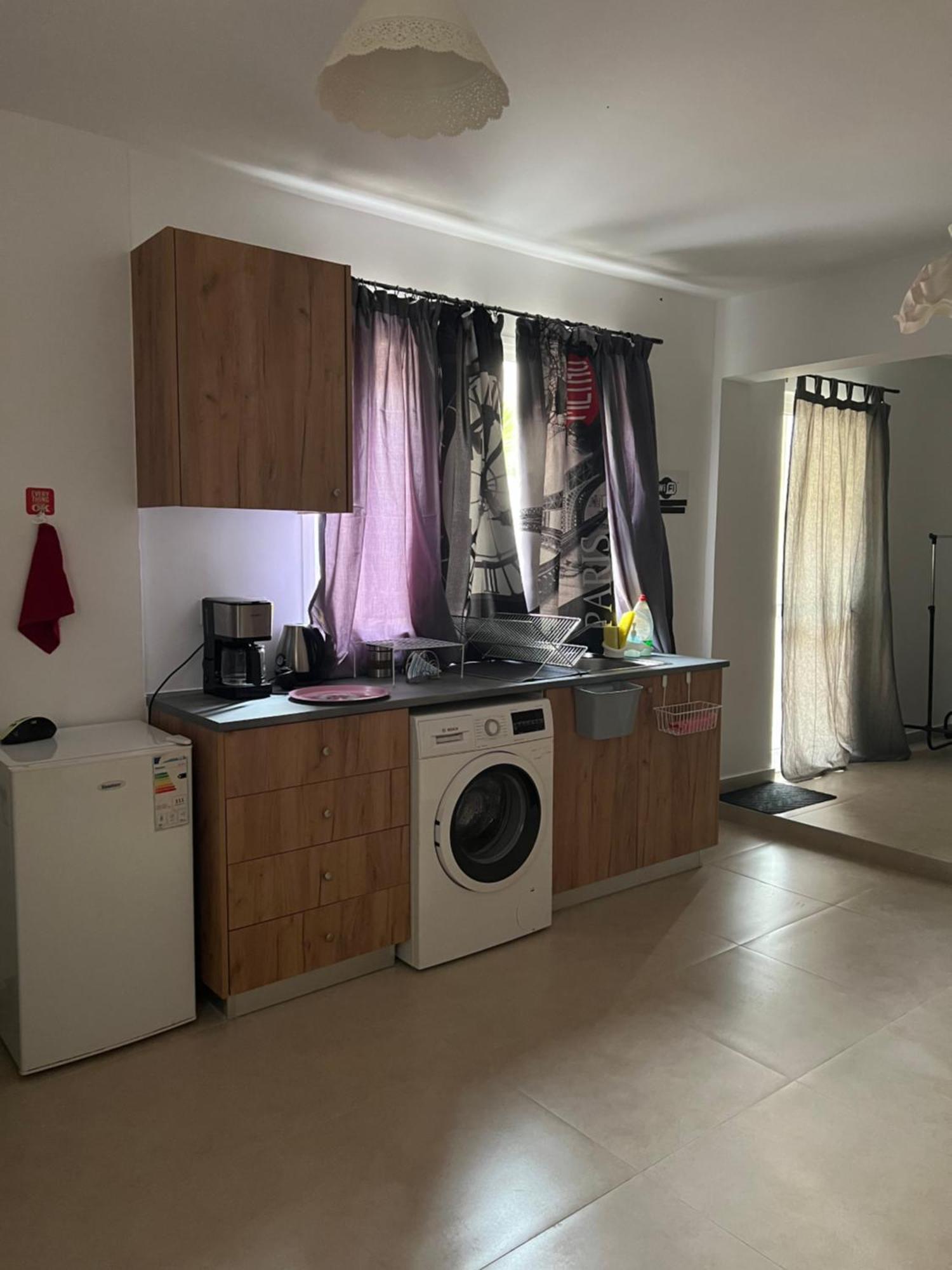 Charalambous * Paphos