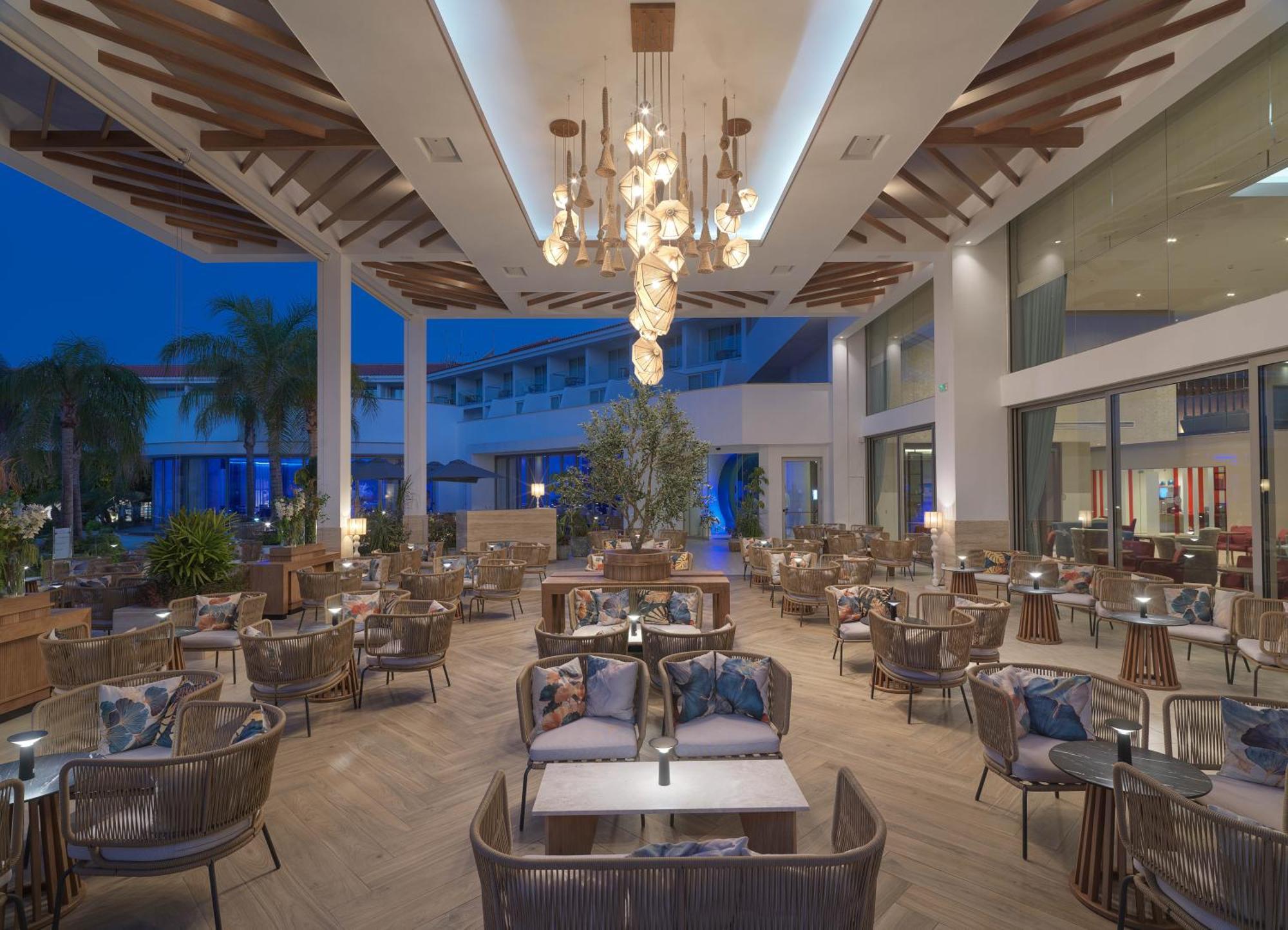 Resort Olympic Lagoon Paphos
