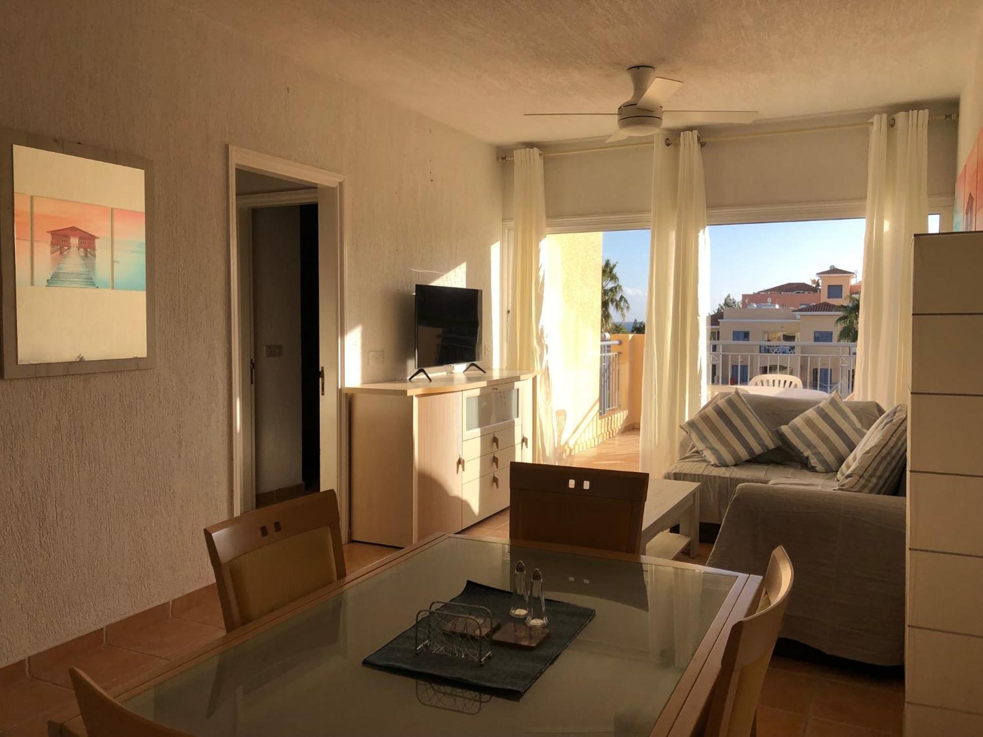 Limnaria Gardens - 1 Bedroom, Sunny With Stunning Pool Views Paphos