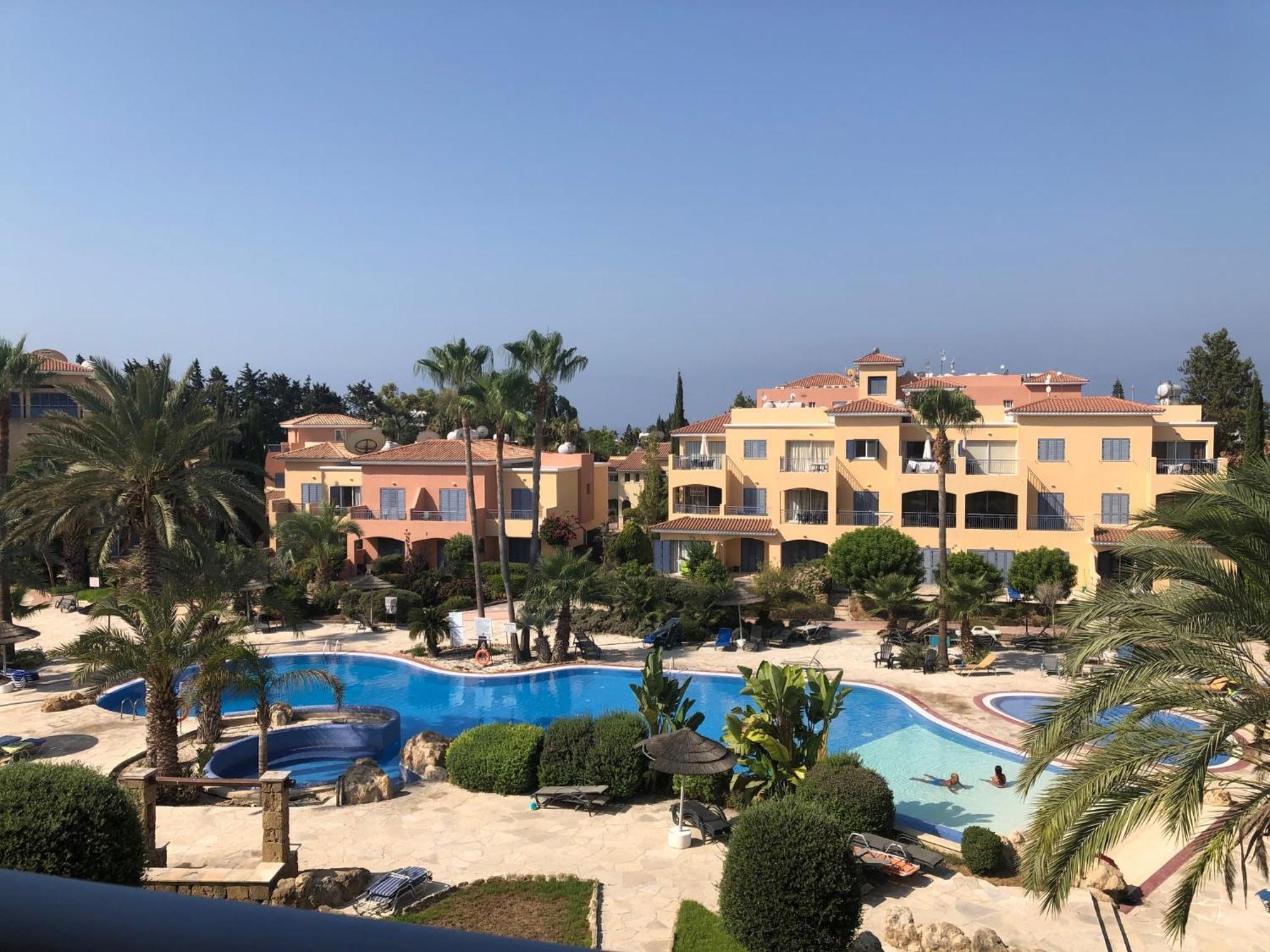 Limnaria Gardens - 1 Bedroom, Sunny With Stunning Pool Views Paphos