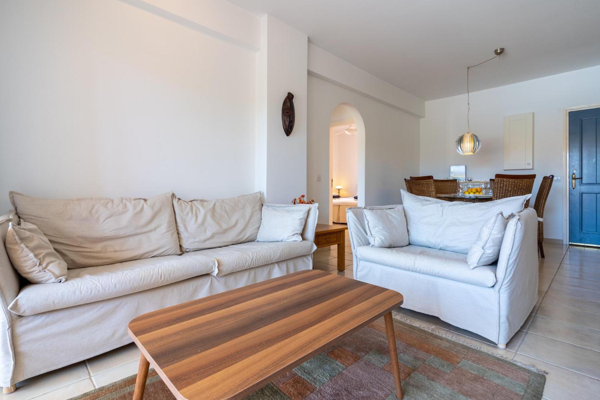 Apartment Tropical Paradise In Harbour Paphos, & Close To *