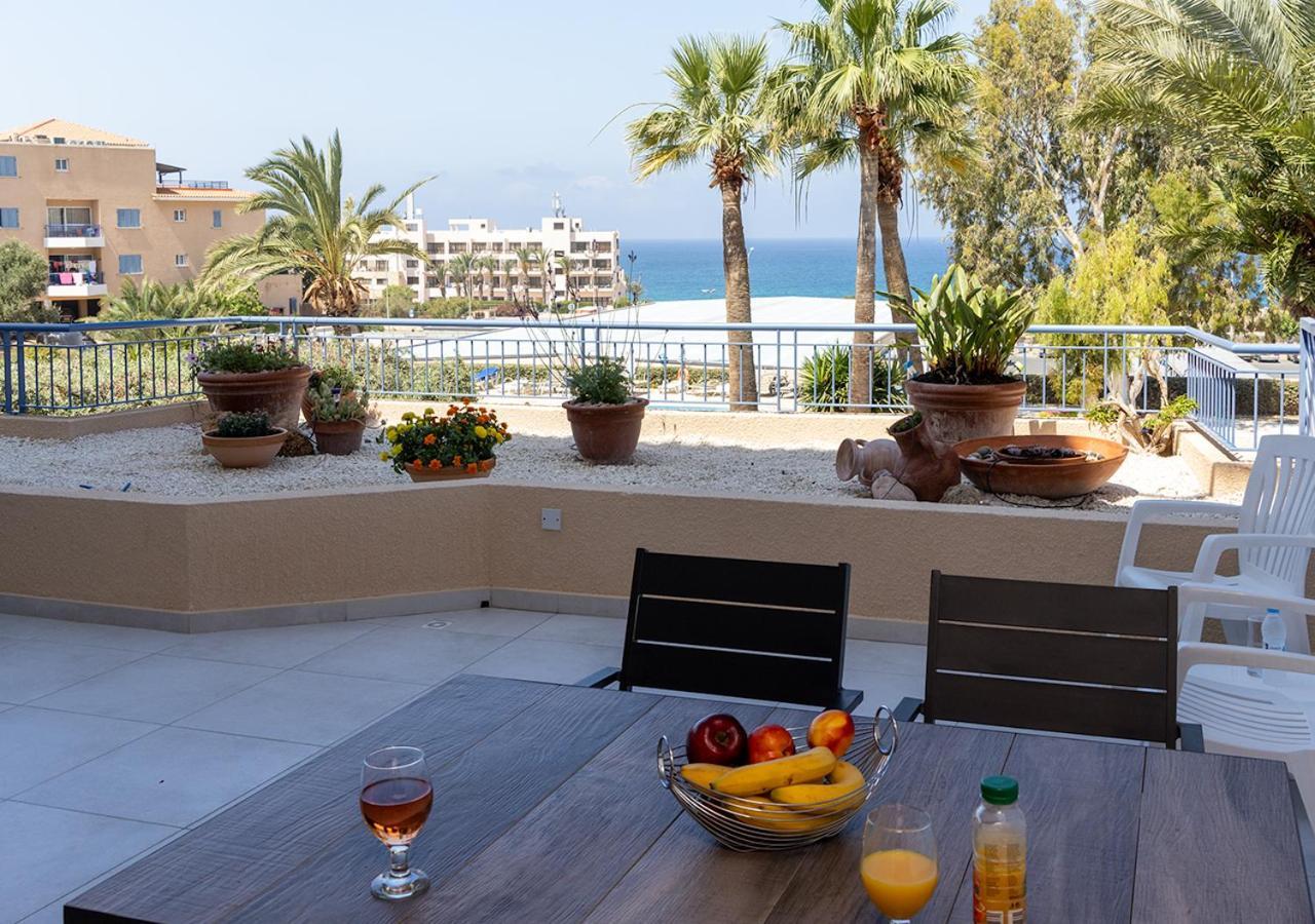 Apartment 105 Kings Palace - Fabulous 2 Bed, 2 Bath, Large Patio With Garden - Sea Views *