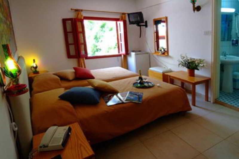 Hotel Kiniras Traditional & Restaurant 3*