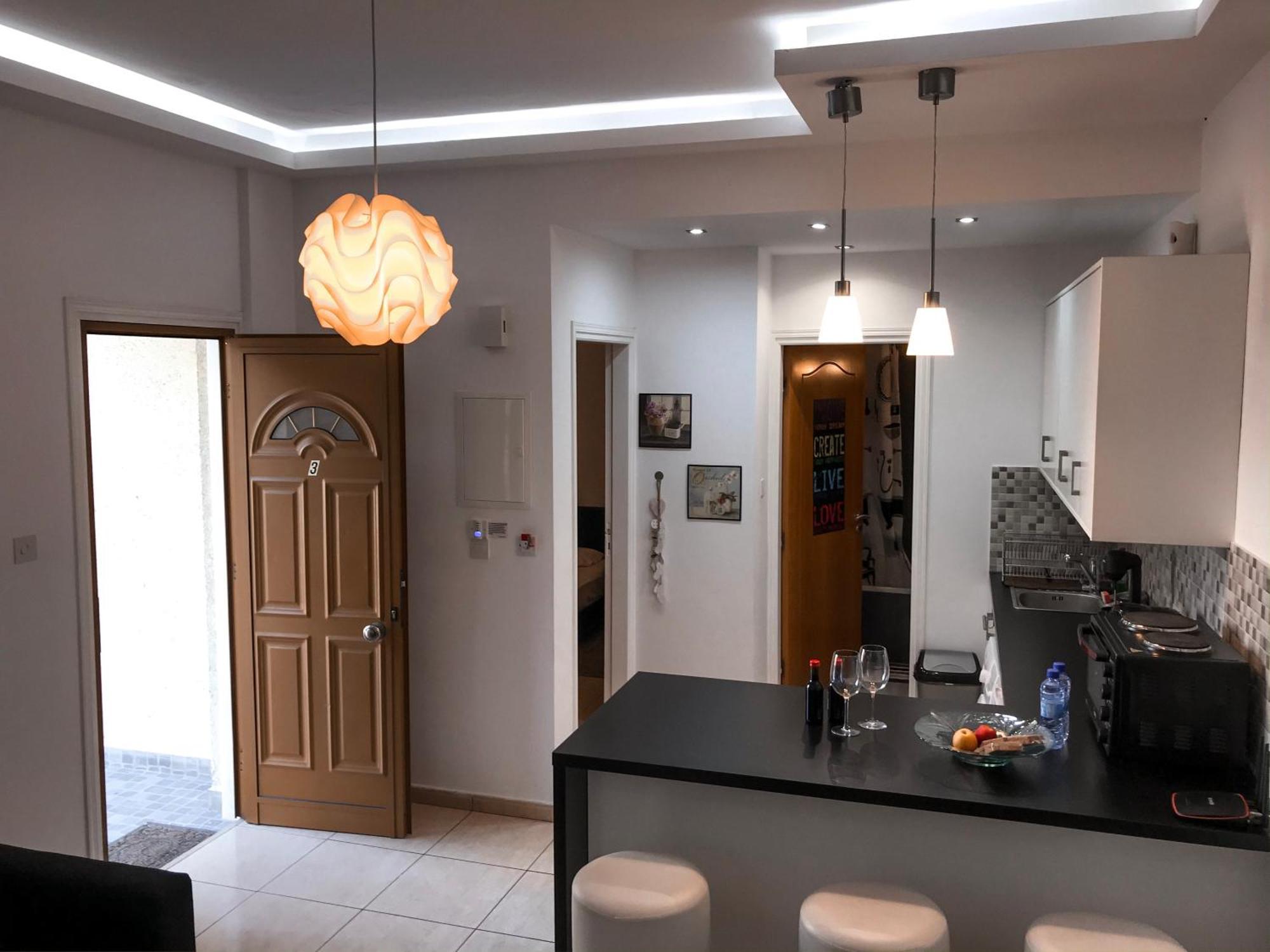 Charalambous Apartment *