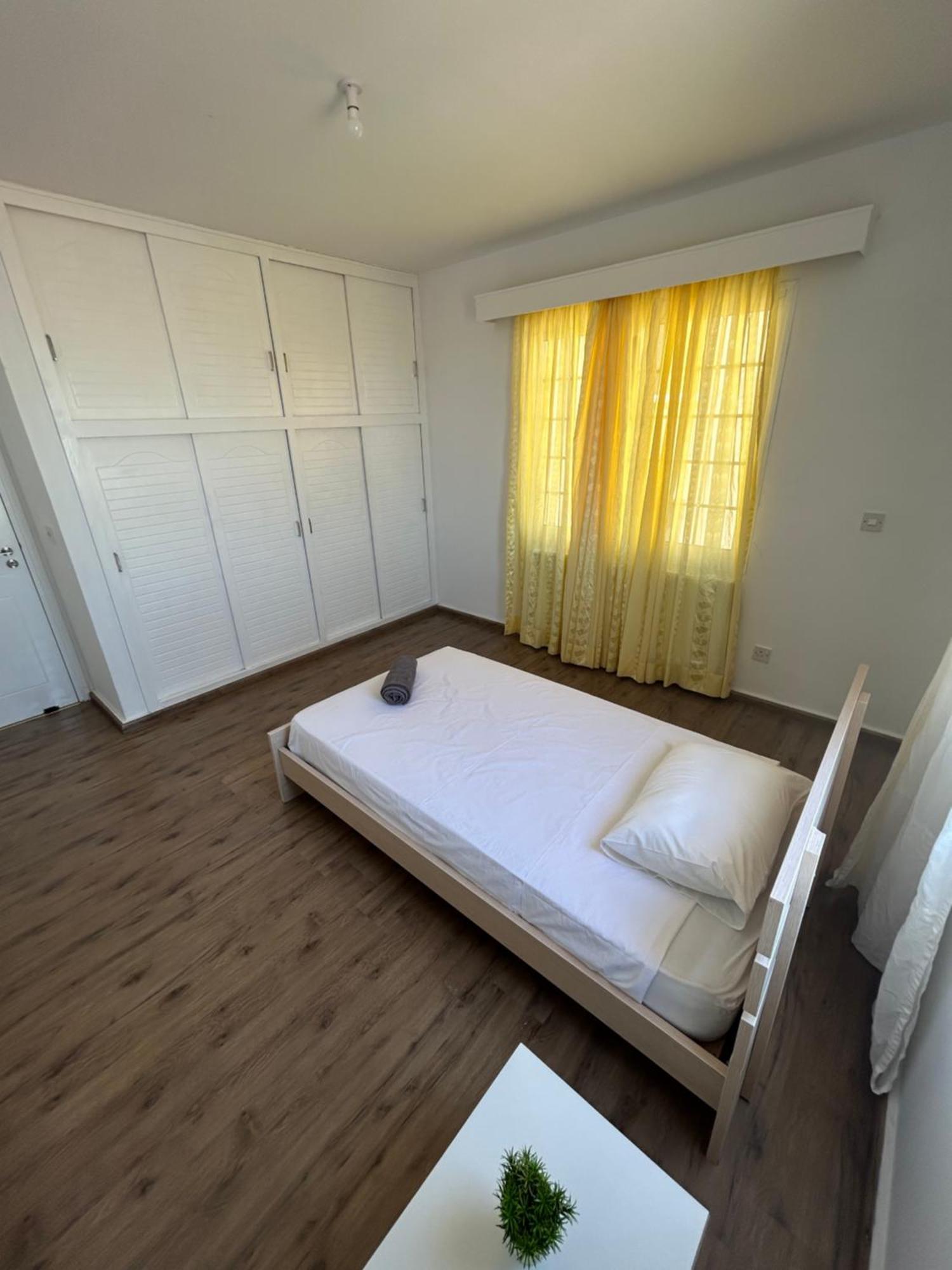Apartment Modern Spacious Penthouse In *