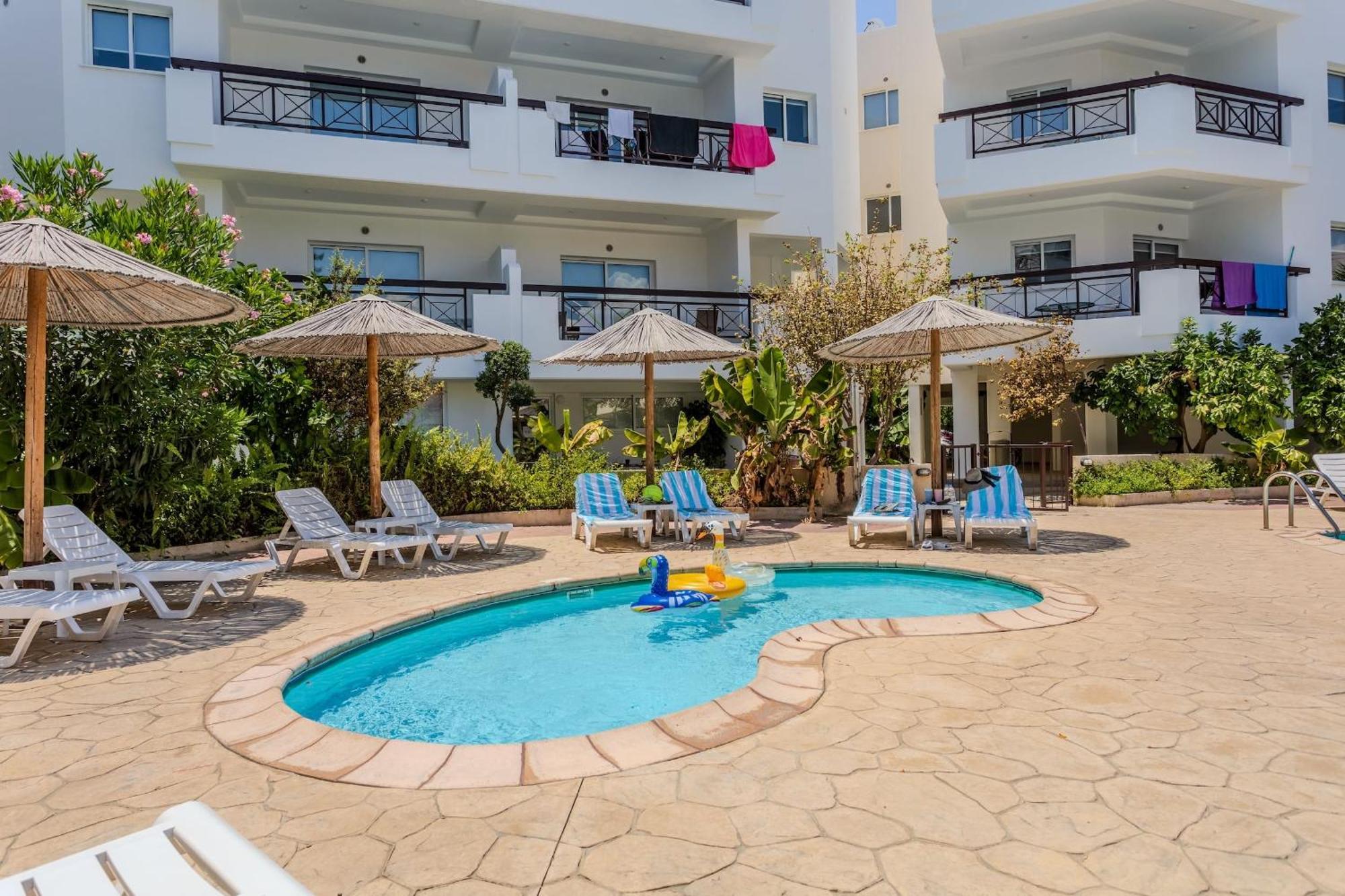 Artemis Cynthia Complex Apartment Paphos