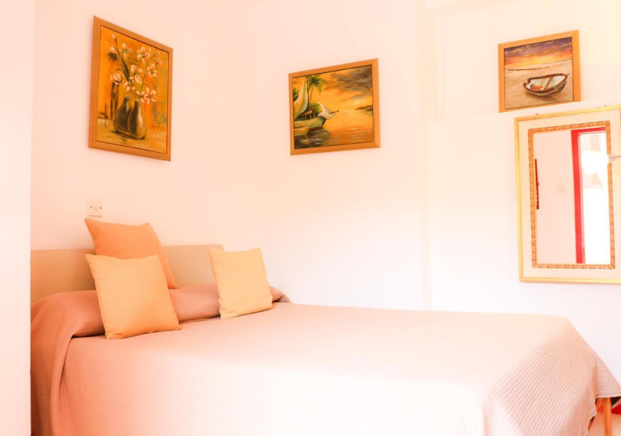 Kiniras Traditional & Restaurant Hotel 3*