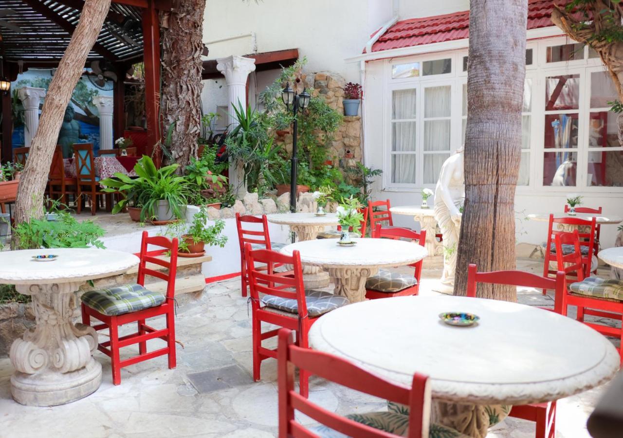 Kiniras Traditional & Restaurant 3* Paphos