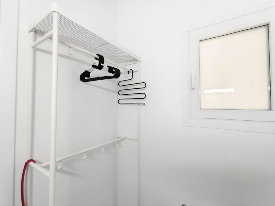 Cozy Near Harbor District 200 Mbits Xbox X Apartment *